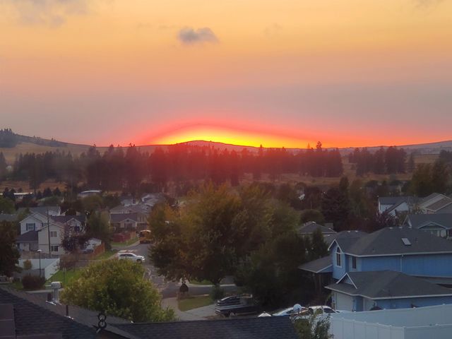 1025 N Olson Hill Ct, Medical Lake, WA 99022