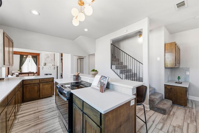 1700 Fairmount Avenue, Fort Worth, TX 76110