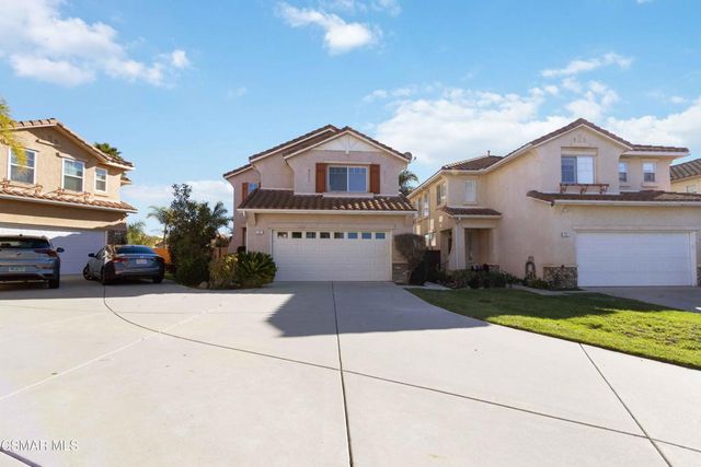 117 Macademia Lane, Simi Valley, CA 93065