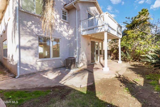 117 Macademia Lane, Simi Valley, CA 93065