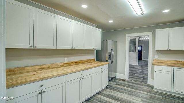 116 West Poplar Street, Johnson City, TN 37604