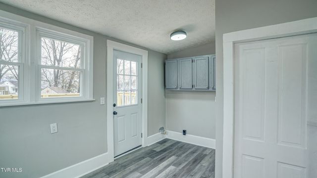 116 West Poplar Street, Johnson City, TN 37604