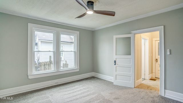 116 West Poplar Street, Johnson City, TN 37604