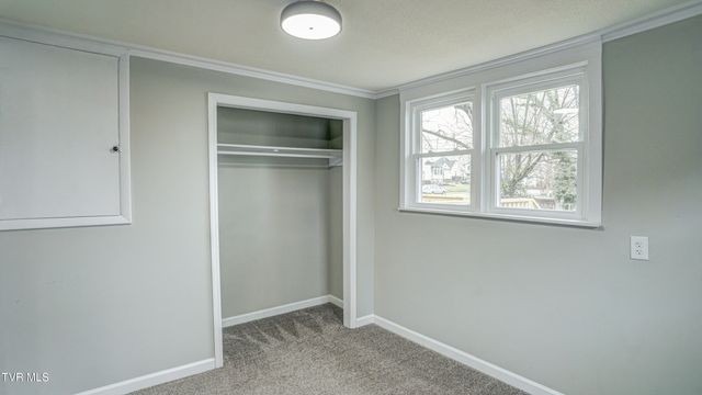 116 West Poplar Street, Johnson City, TN 37604