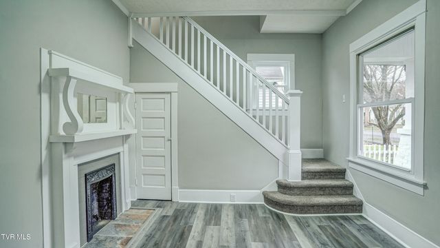 116 West Poplar Street, Johnson City, TN 37604