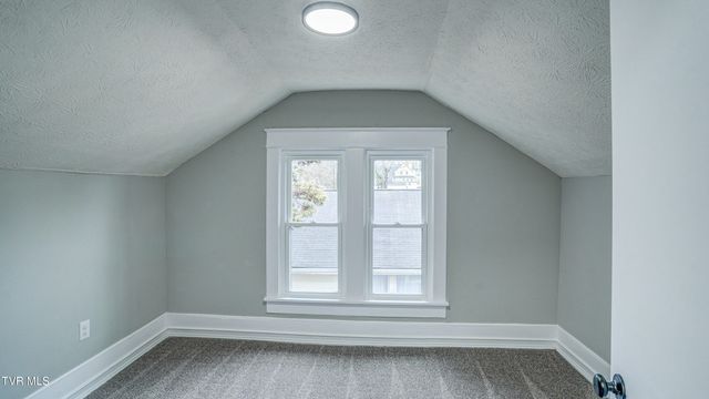 116 West Poplar Street, Johnson City, TN 37604