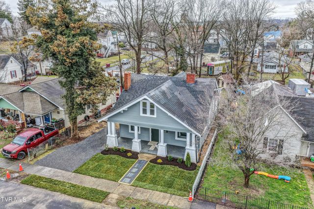 116 West Poplar Street, Johnson City, TN 37604