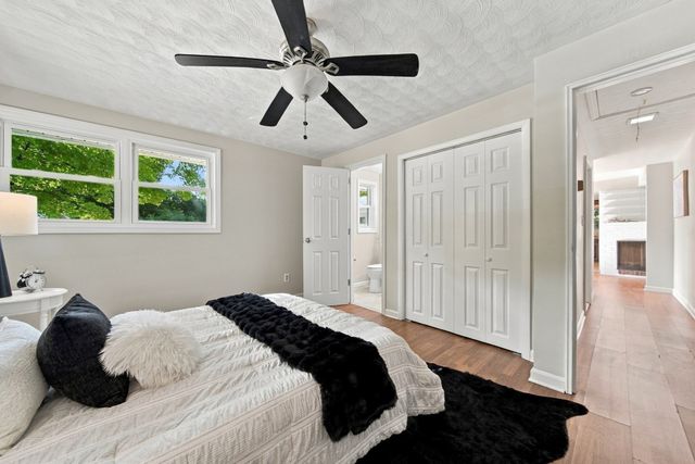 32 Curwen Rd, Peabody, MA 01960