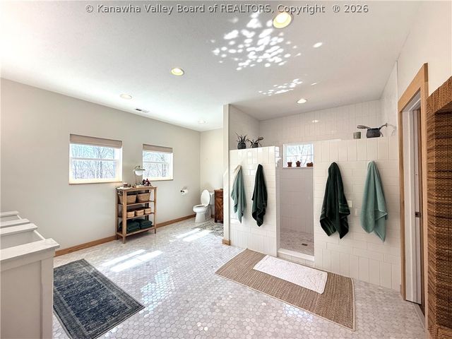 281 Highland Lane, Kenna, WV 25248