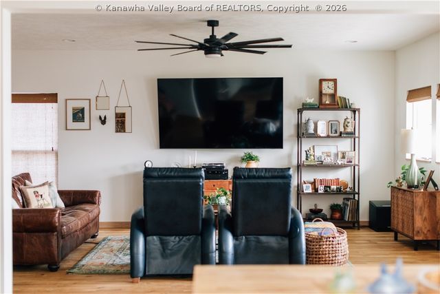 281 Highland Lane, Kenna, WV 25248