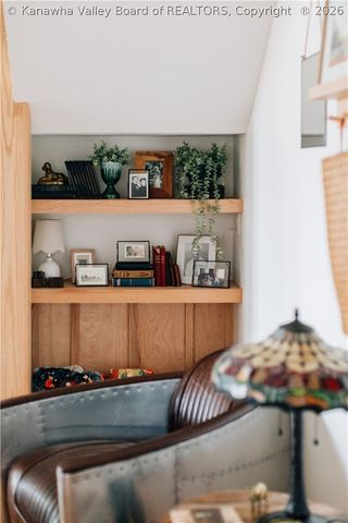 281 Highland Lane, Kenna, WV 25248