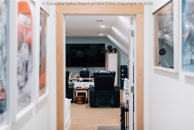 281 Highland Lane, Kenna, WV 25248