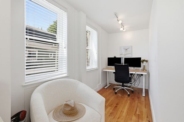 231 Main St 1, Boston, MA 02129