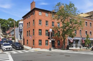 231 Main St 1, Boston, MA 02129