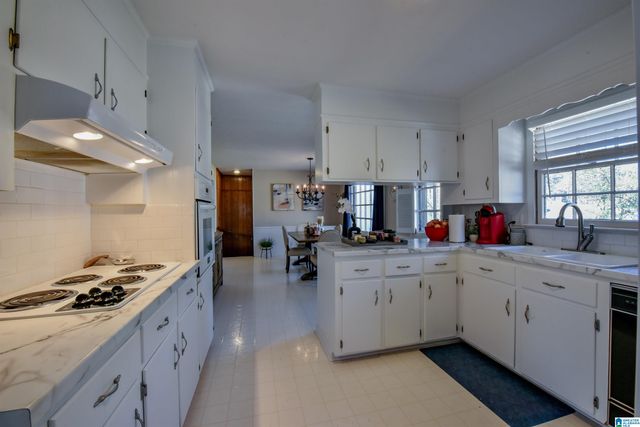 2510 19TH STREET E, Tuscaloosa, AL 35404
