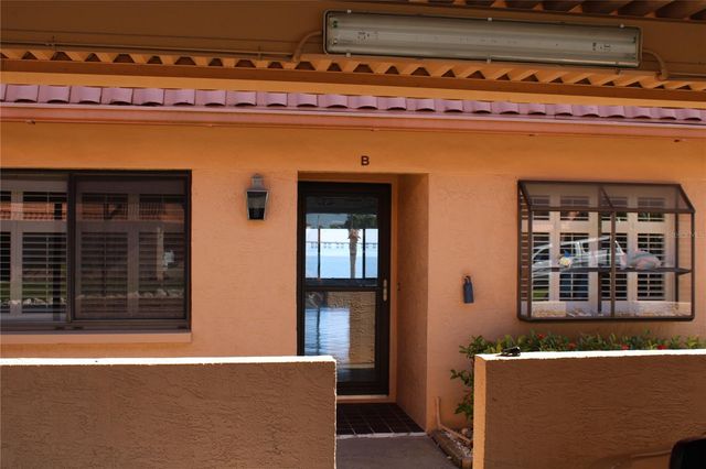 19029 US HIGHWAY 19 N 32B, Clearwater, FL 33764