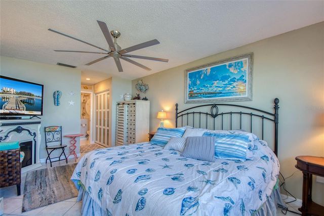 19029 US HIGHWAY 19 N 32B, Clearwater, FL 33764