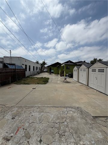 1331 W 92nd, Los Angeles, CA 90044