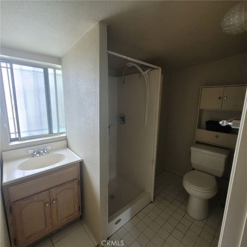 1331 W 92nd, Los Angeles, CA 90044