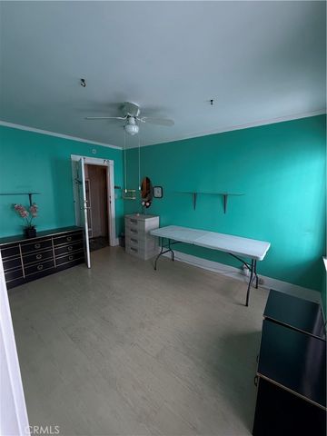 1331 W 92nd, Los Angeles, CA 90044