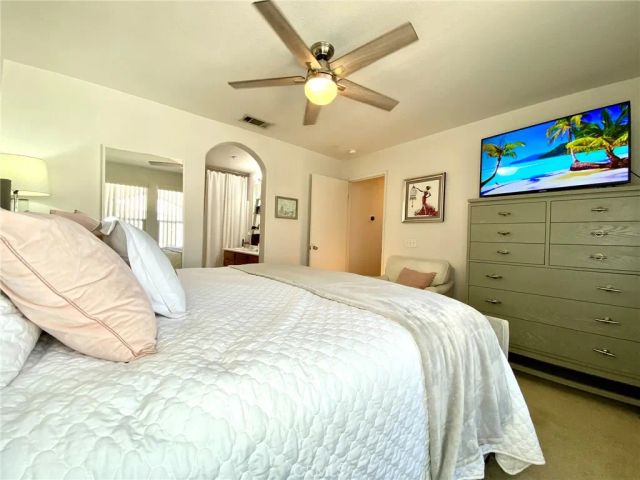 39246 Mango F, Murrieta, CA 92563