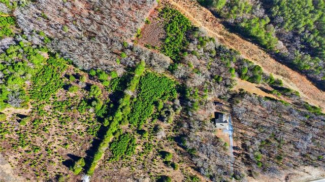 8015 E US Highway 64, Thomasville, NC 27360