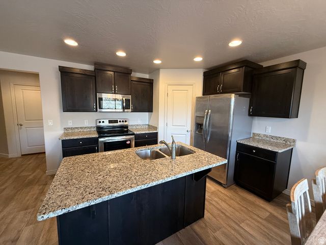 3198 S RELIC RIDGE DR, St. George, UT 84790