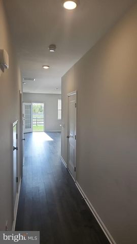 48 PEREGRINE WAY, Burlington, NJ 08016