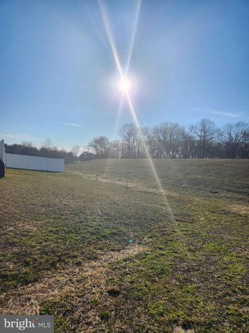 48 PEREGRINE WAY, Burlington, NJ 08016