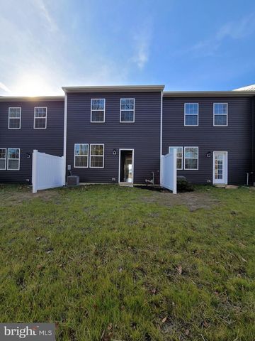 48 PEREGRINE WAY, Burlington, NJ 08016