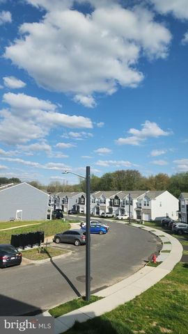 48 PEREGRINE WAY, Burlington, NJ 08016