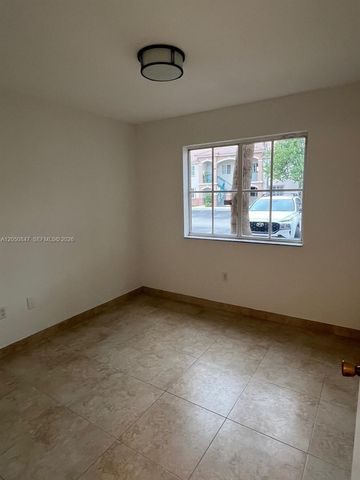2911 SE 13th Rd 106-40, Homestead, FL 33035