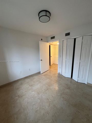 2911 SE 13th Rd 106-40, Homestead, FL 33035