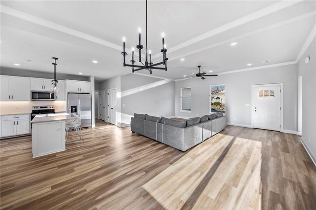 3 Ceres Circle, Bella Vista, AR 72715