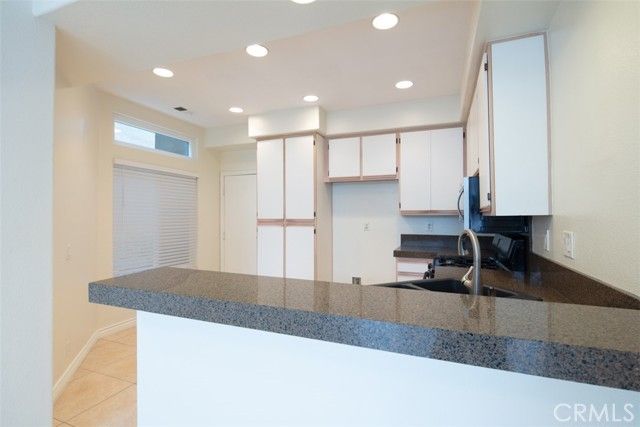 28372 Boulder, Lake Forest (el Toro), CA 92679