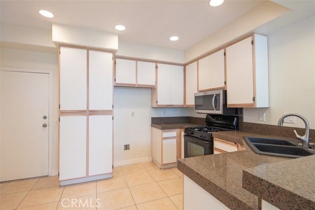 28372 Boulder, Lake Forest (el Toro), CA 92679