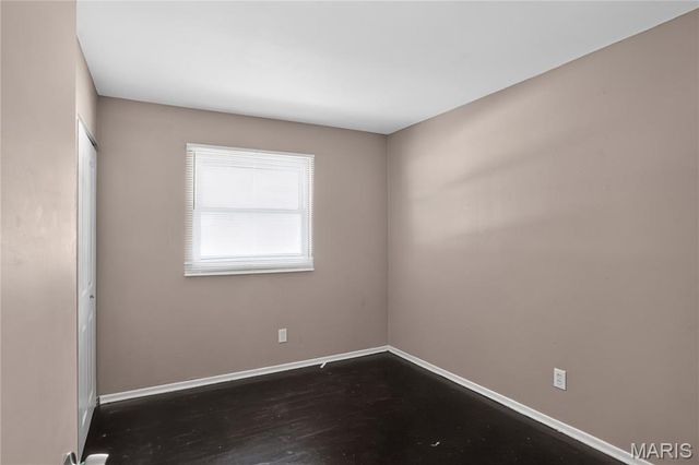 11154 Mammoth Drive, St Louis, MO 63136