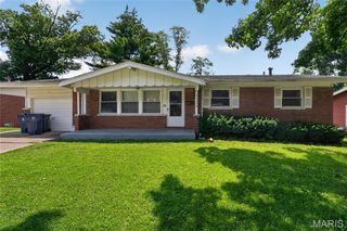 11154 Mammoth Drive, St Louis, MO 63136