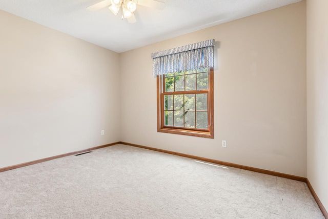 8079 Spruce Trail, Eden Prairie, MN 55347