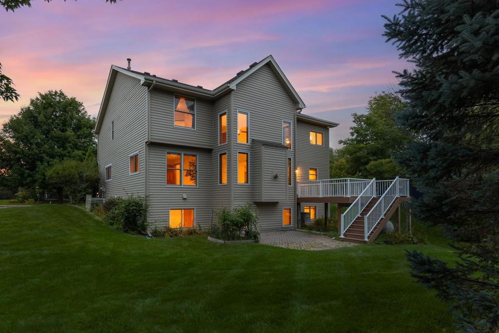 8079 Spruce Trail, Eden Prairie, MN 55347 — photo 2