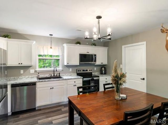 400 East Plattin Street, De Soto, MO 63020