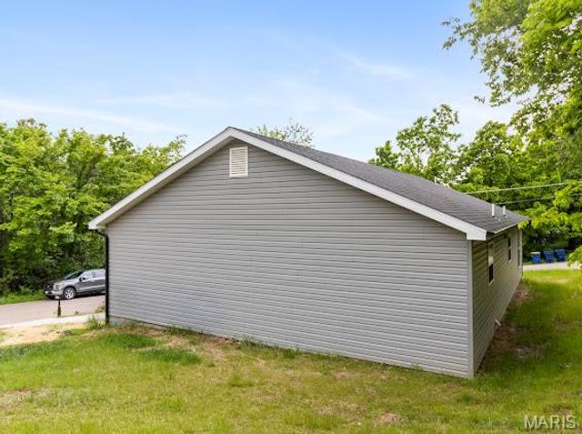 400 East Plattin Street, De Soto, MO 63020