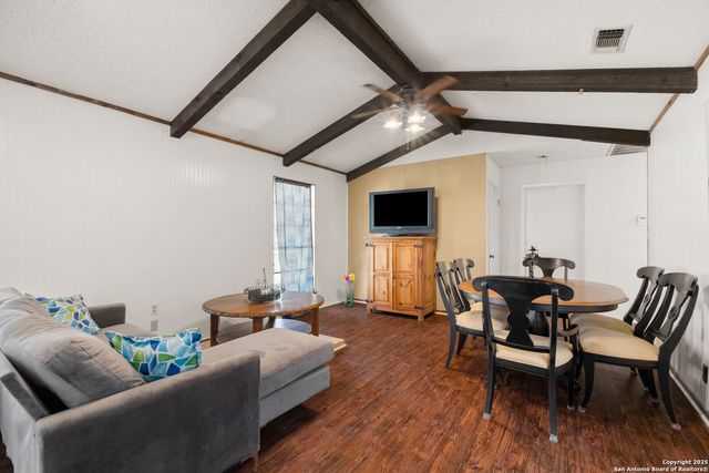111 Austin Dr S, Boerne, TX 78006