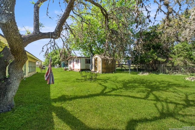 111 Austin Dr S, Boerne, TX 78006