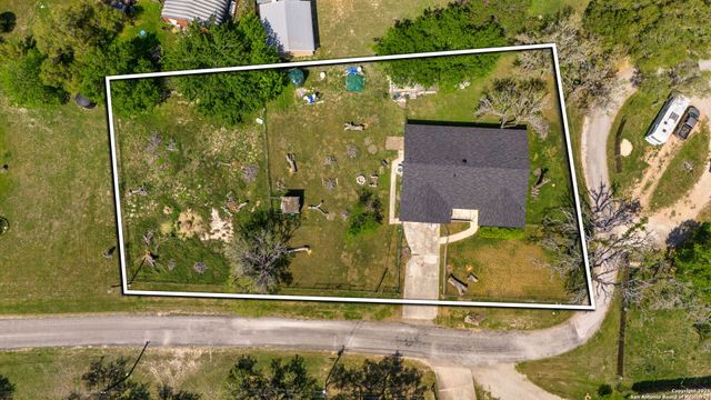 111 Austin Dr S, Boerne, TX 78006