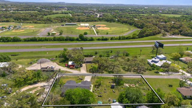 111 Austin Dr S, Boerne, TX 78006
