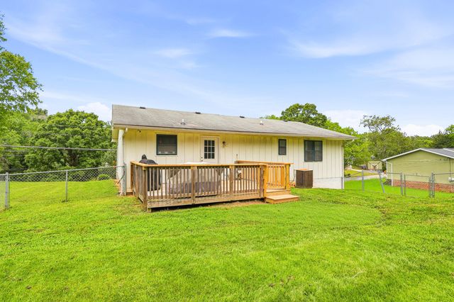 9008 Birchwood Pike, Harrison, TN 37341