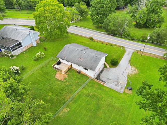 9008 Birchwood Pike, Harrison, TN 37341