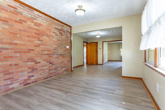 113 Adams DR, Newport News, VA 23601