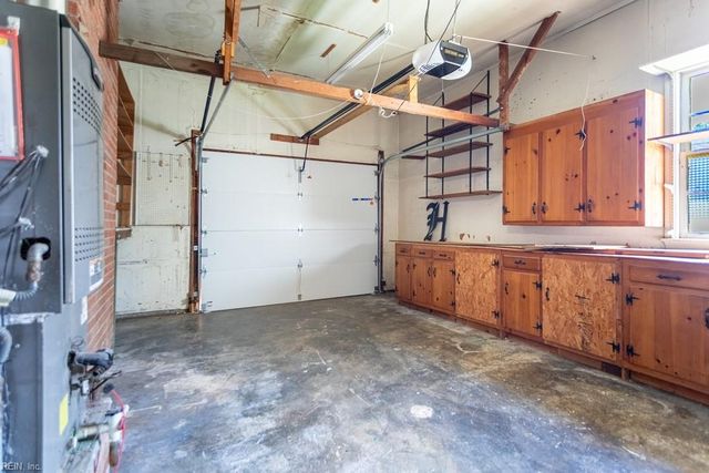 113 Adams DR, Newport News, VA 23601
